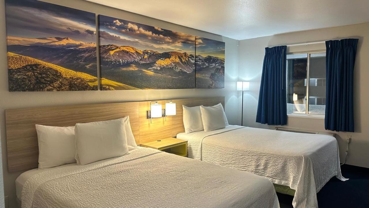 Days Inn By Wyndham Ridgecrest Near China Lake Naval Station Экстерьер фото